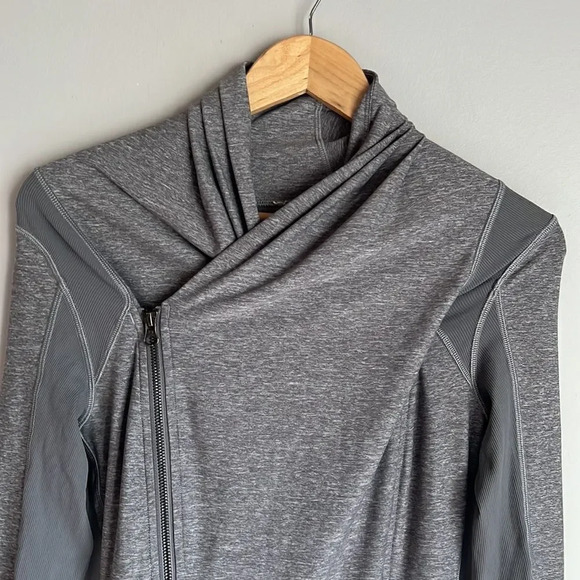 Lululemon Heather Gray Bhakti Double Zipper Yoga Jacket - Picture 6 of 12